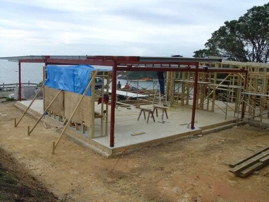 Cantilevered Trusses, Roof Structure