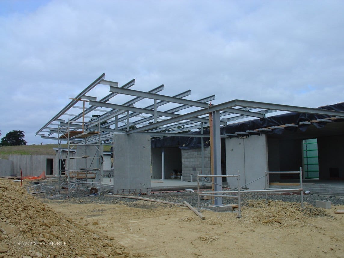 Cantilevered Trusses, Roof Structure